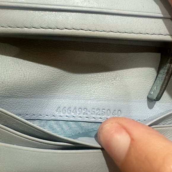 Gucci Baby Blue GG Marmont Quilted Python & Calfskin
Leather Compact Wallet - Picture 12 of 13